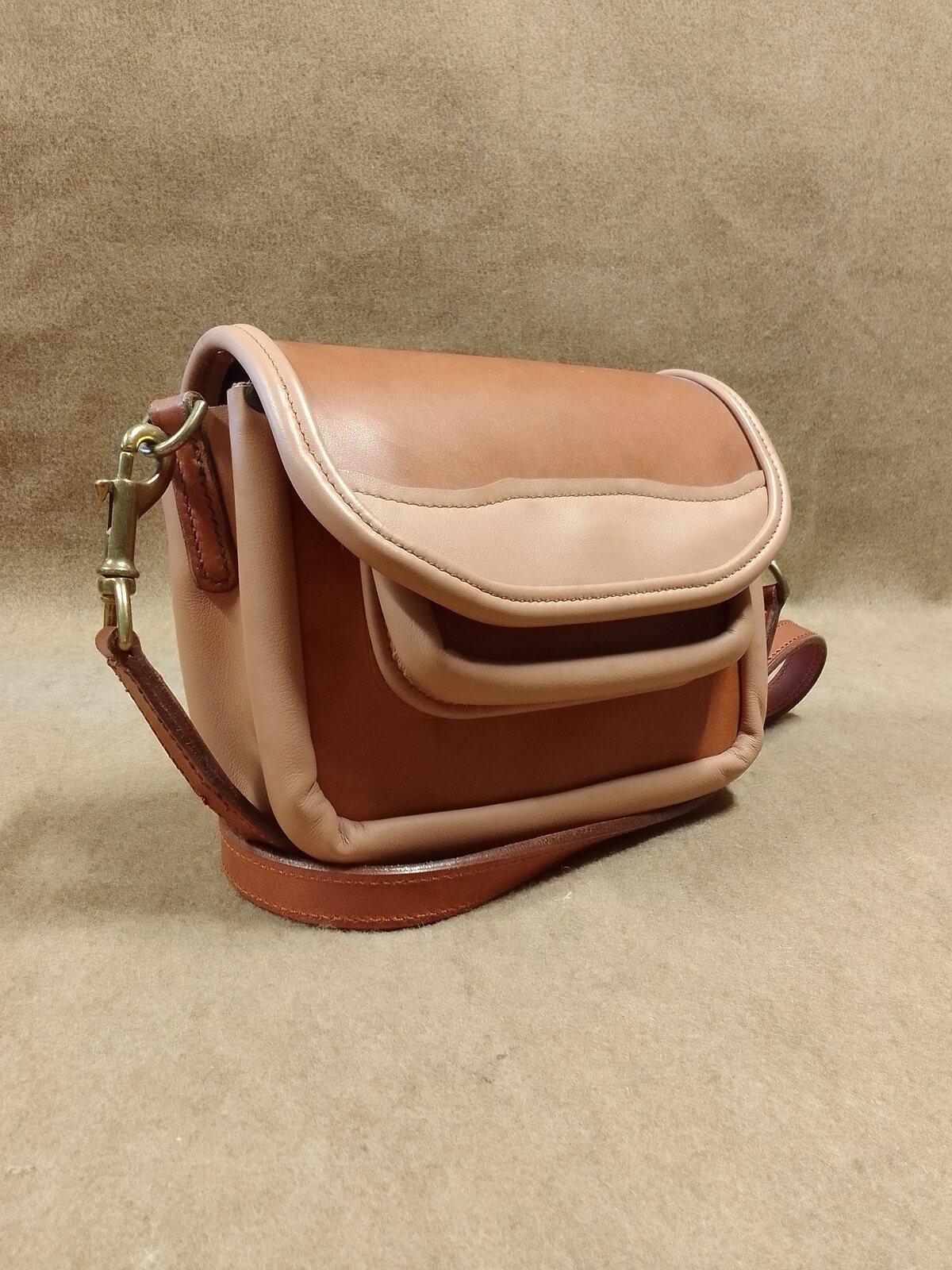 Sac en cuir artisanal de la gamme Héritage Art’Illium