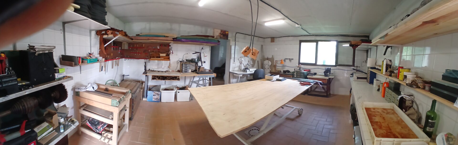 Vue panoramique de l’atelier artisanal Art’Illium