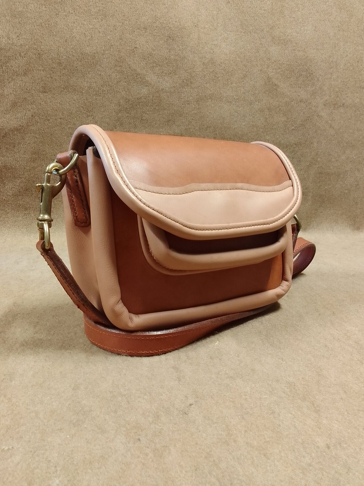 Sac en cuir naturel de la gamme Héritage Art’Illium